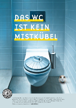 Eine Toilette mit einem Mistkübel Deckel